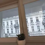 Nowogrodzka *
