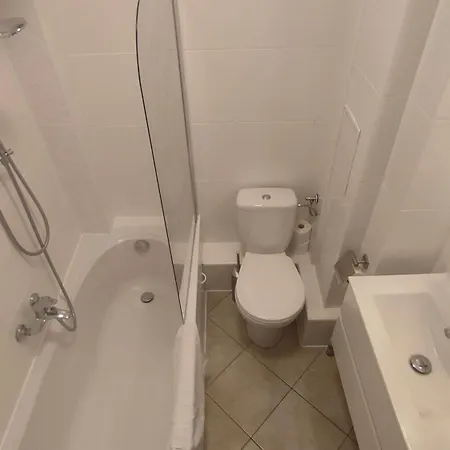 Nowogrodzka