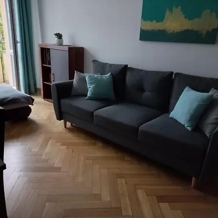 Apartment Nowogrodzka *